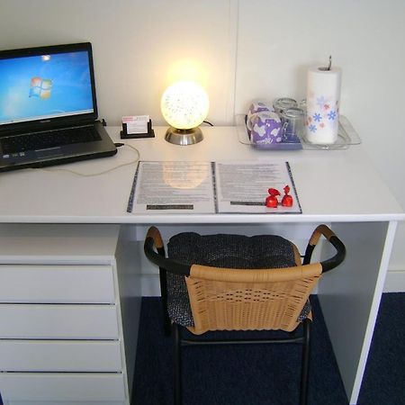 Enschede Bed & Breakfast Bagian luar foto