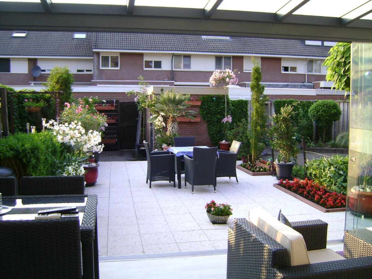 Enschede Bed & Breakfast Bagian luar foto