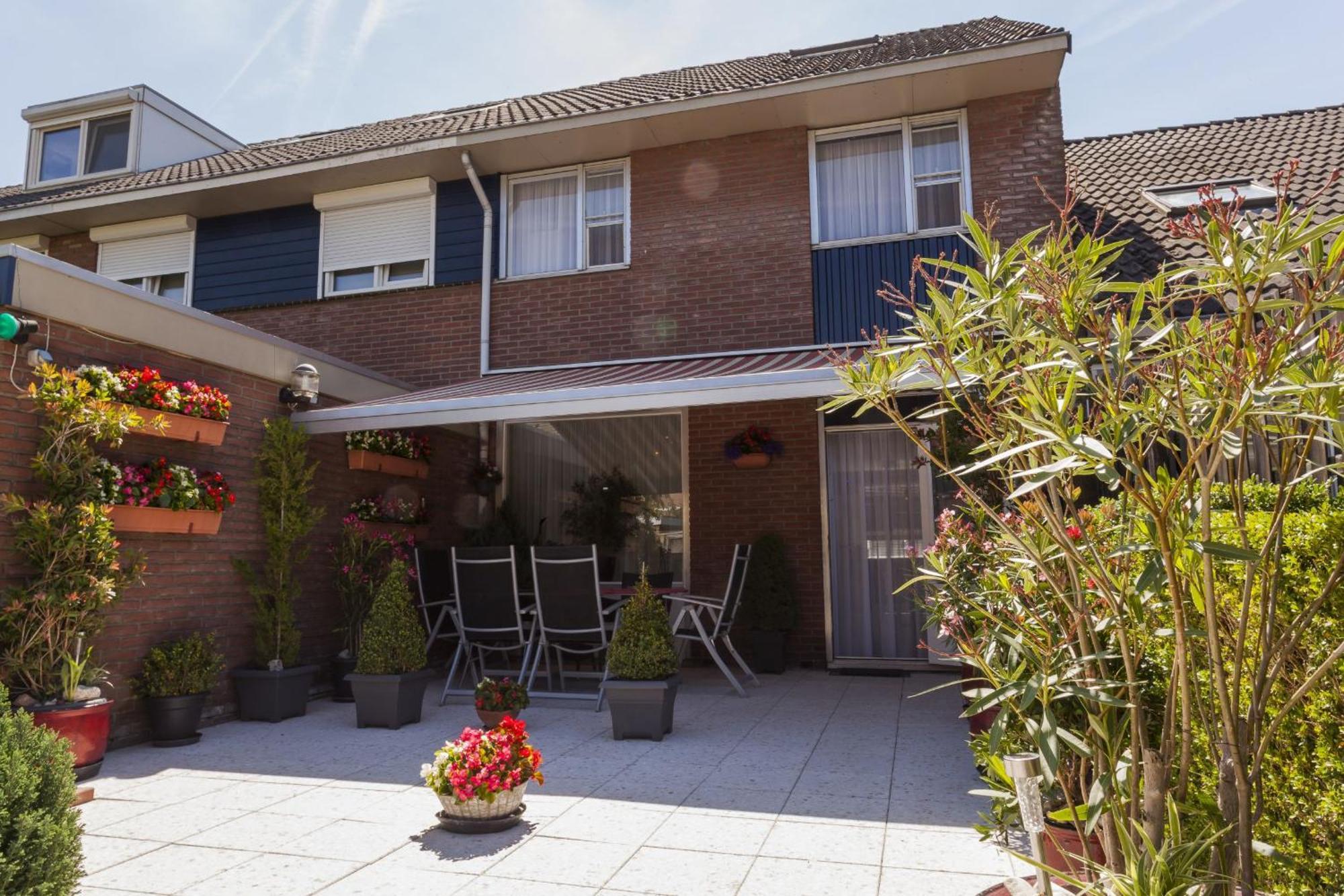 Enschede Bed & Breakfast Bagian luar foto