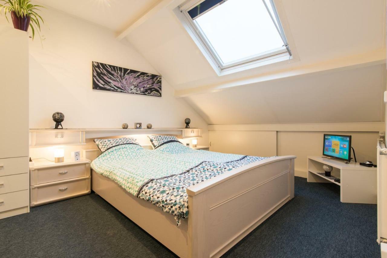 Enschede Bed & Breakfast Bagian luar foto