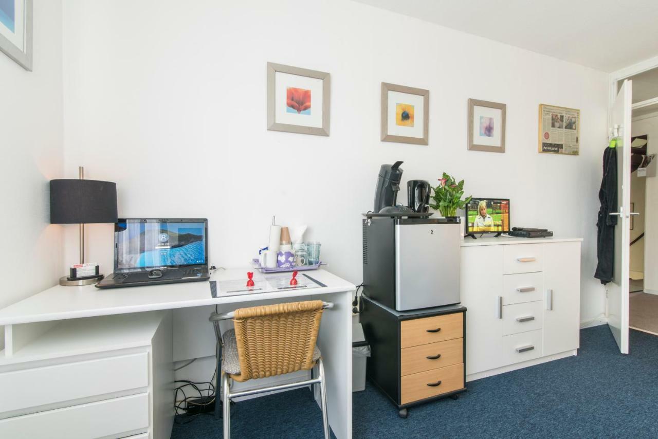 Enschede Bed & Breakfast Bagian luar foto