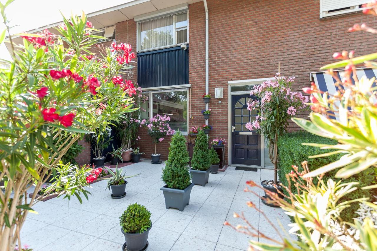 Enschede Bed & Breakfast Bagian luar foto