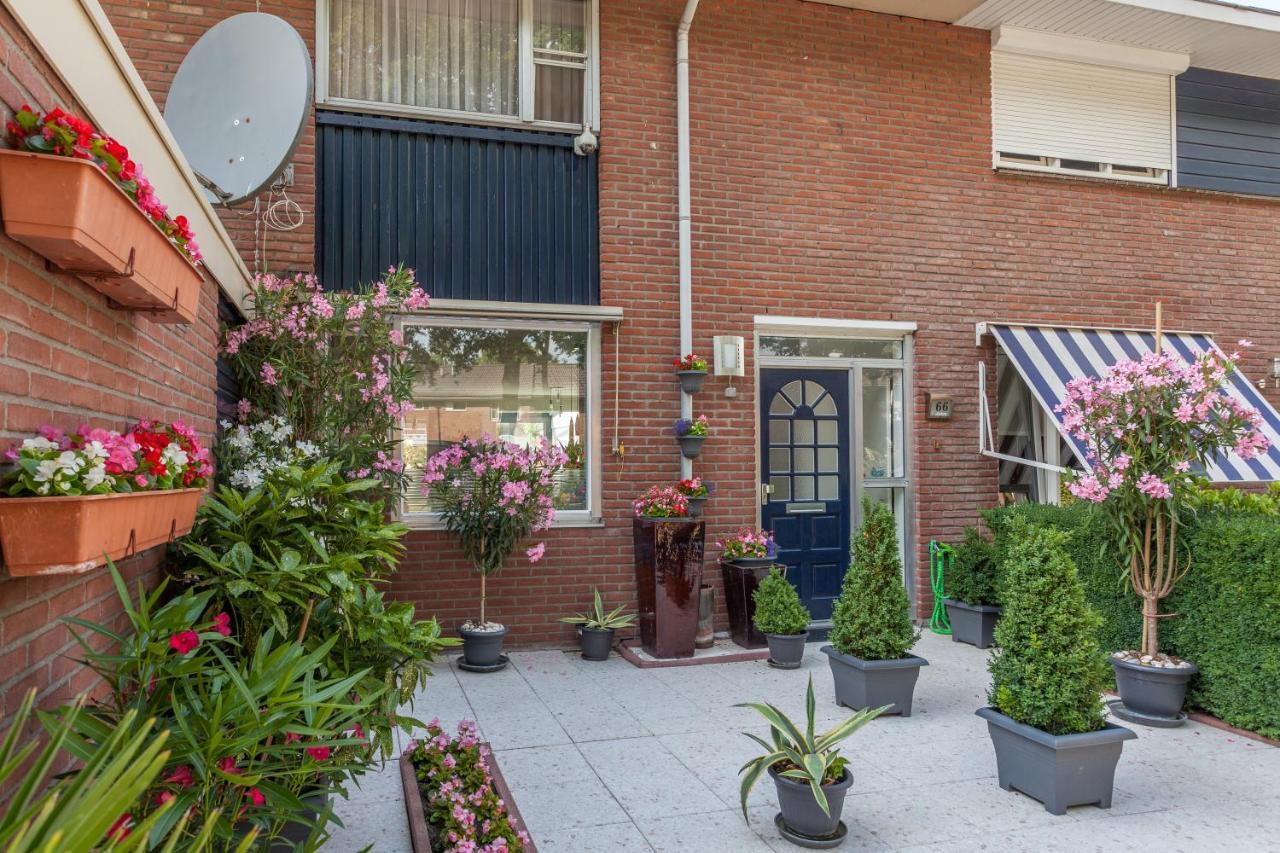 Enschede Bed & Breakfast Bagian luar foto
